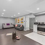 2Br Haven Near Museum District With Free Park