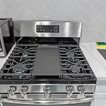 2Br Haven Near Museum District With Free Park